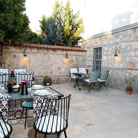 Gazde/Camere de închiriat Castle Boutique